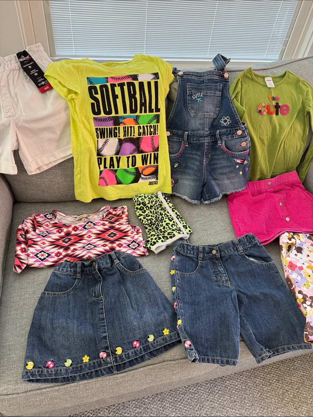 Girls Mixed Clothing Lot - Bright Neon Softball Tee & Denim Overalls - Picture 9 of 12